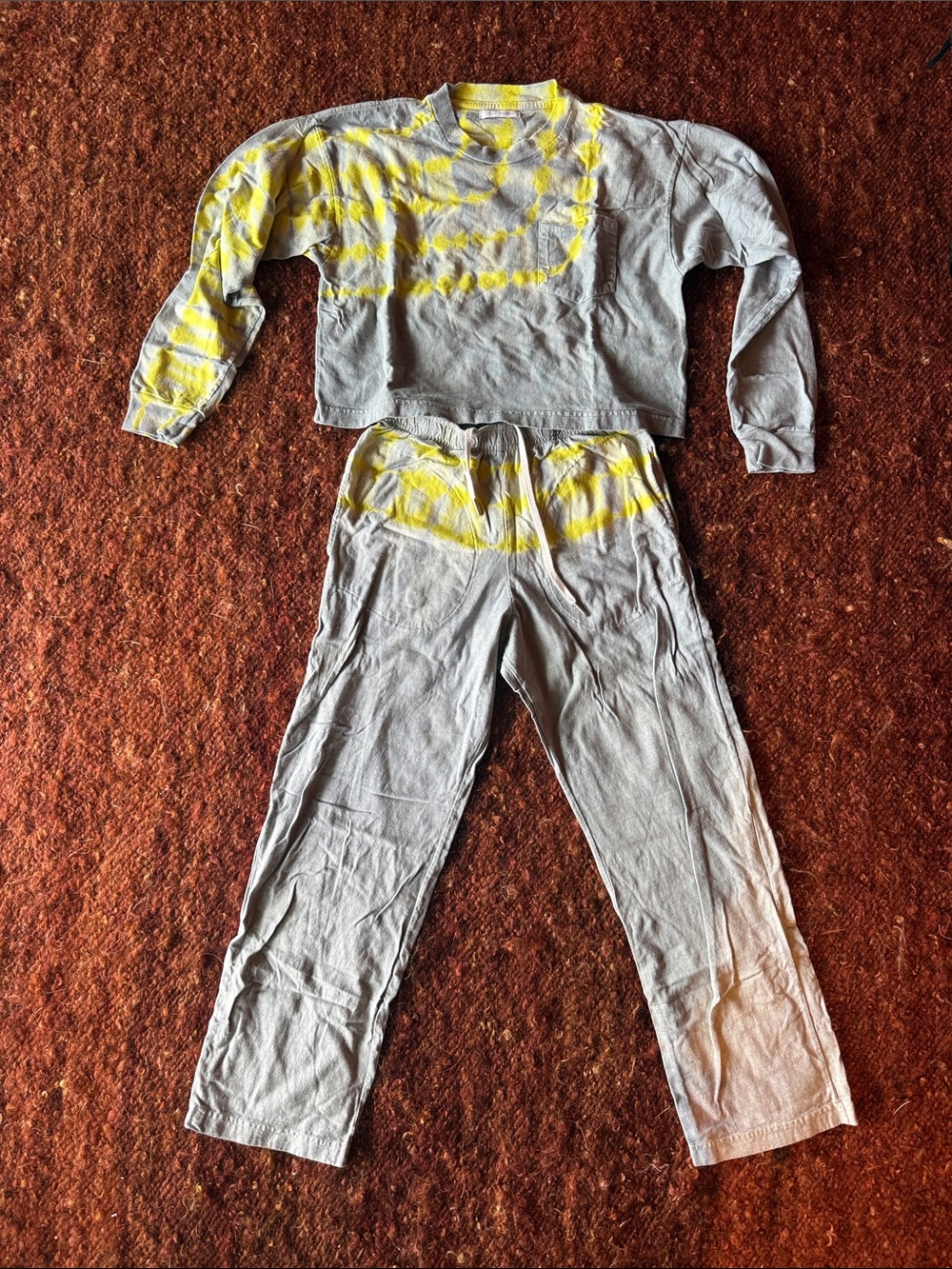 John Elliott 100% cotton matching set. soft and comfy! size small